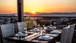 αιθουσες δεξιωσεων ΜΠΑΛΚΟΝΙ ΣΤΙΣ ΚΥΚΛΑΔΕΣ Αθηνα